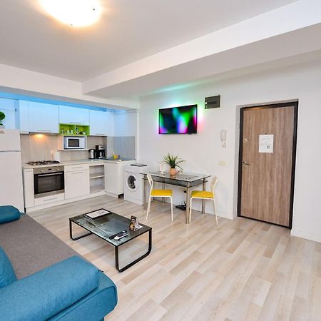 Ben Yehuda - Shabbat Friendly Apartments Bukarest Kültér fotó