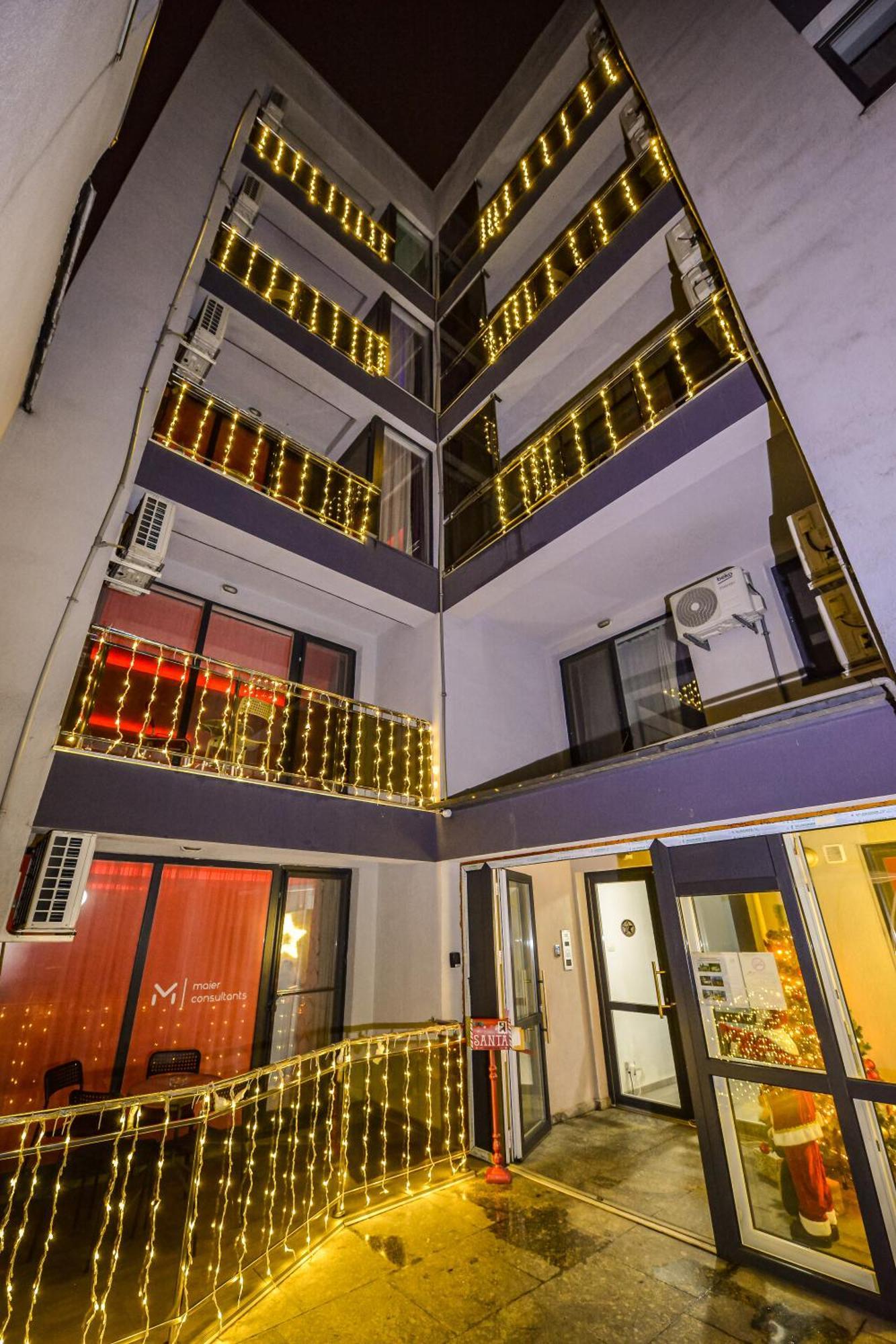 Ben Yehuda - Shabbat Friendly Apartments Bukarest Kültér fotó