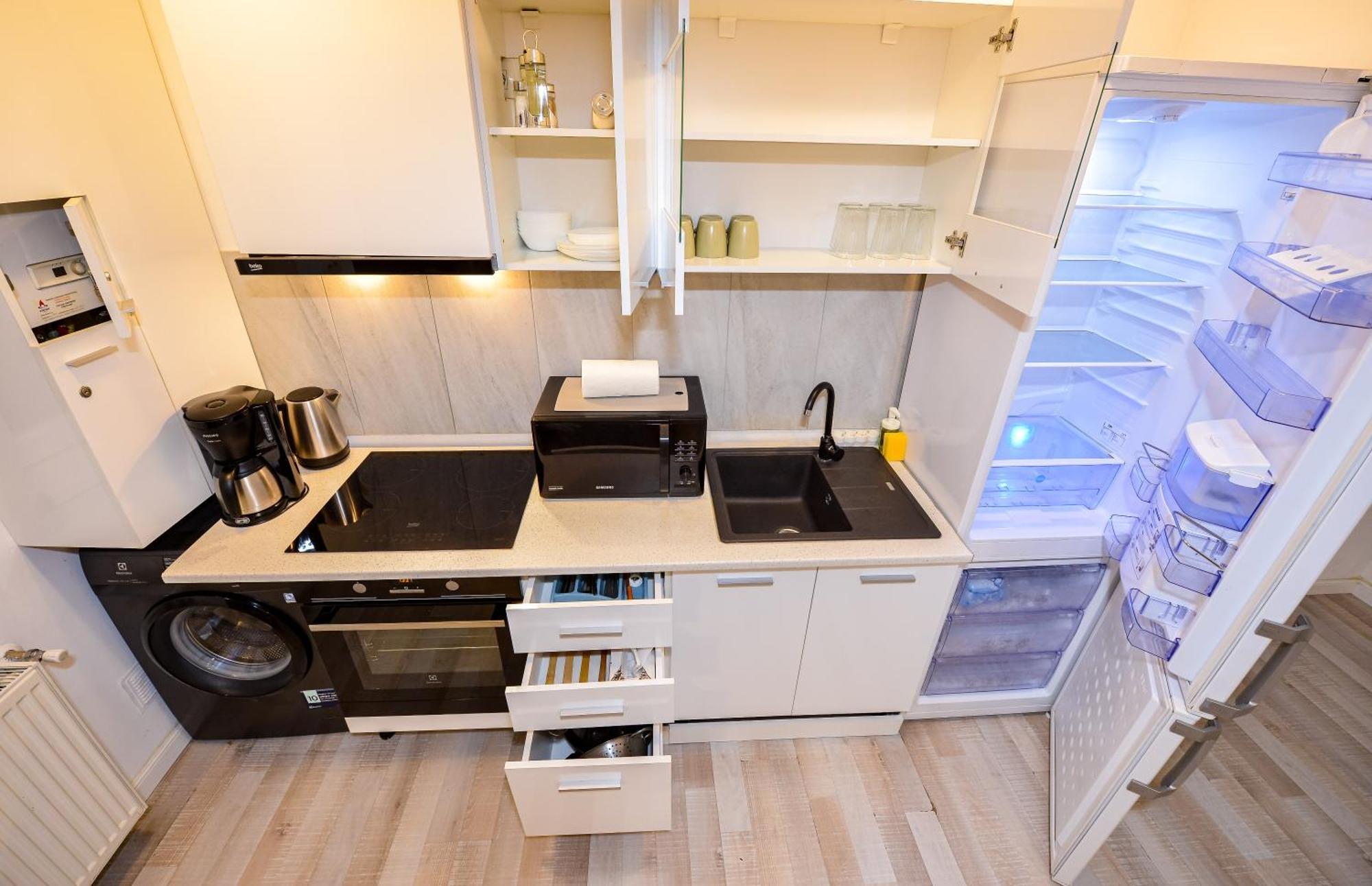 Ben Yehuda - Shabbat Friendly Apartments Bukarest Kültér fotó