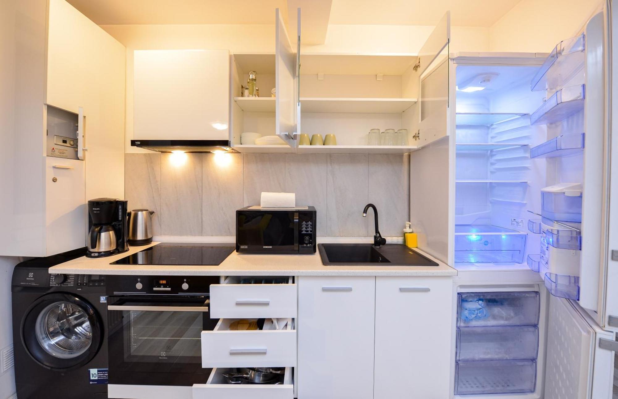 Ben Yehuda - Shabbat Friendly Apartments Bukarest Kültér fotó